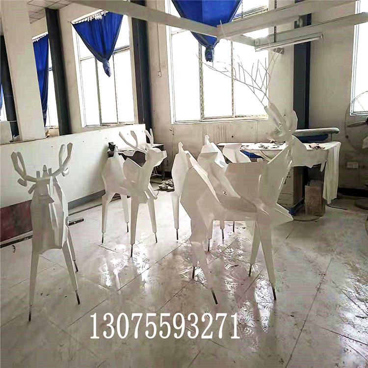 玻璃钢小鹿雕塑