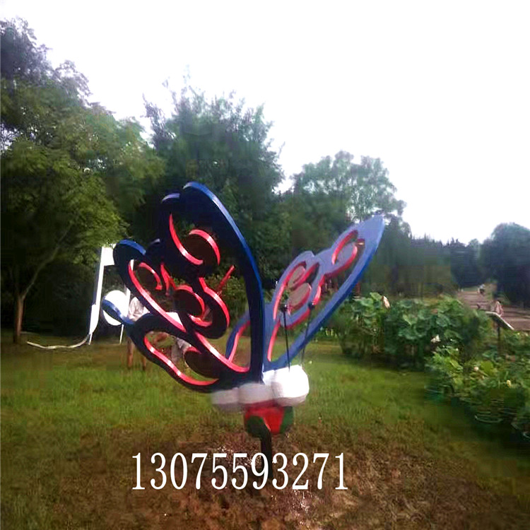 安庆雕塑公司告诉您玻璃钢动物雕塑的生产工艺